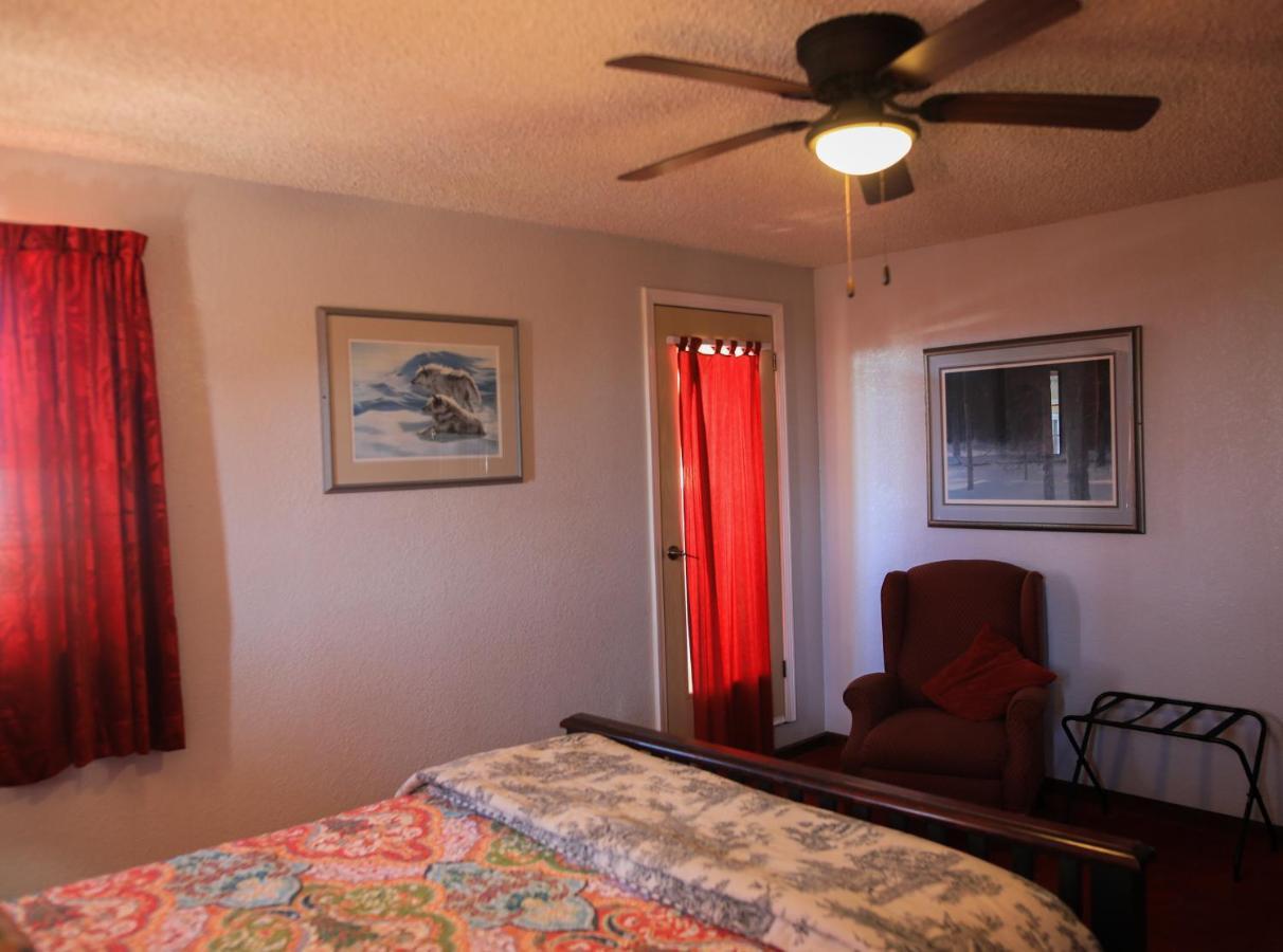 Playa Hermosa At The Bed & Breakfast Ensenada