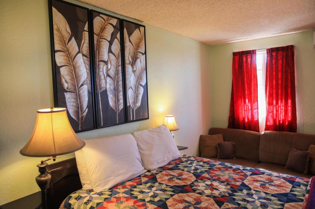 Bed & Breakfast Playa Hermosa At The