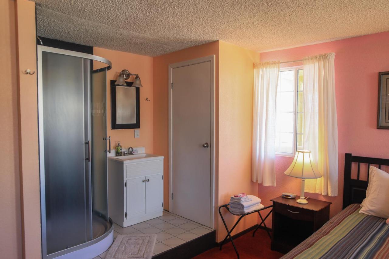 Bed & Breakfast Playa Hermosa At The Ensenada