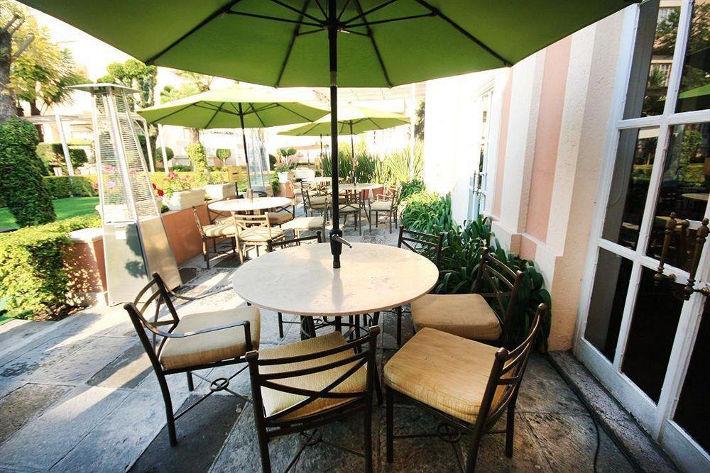 Plaza Camelinas 4* Queretaro