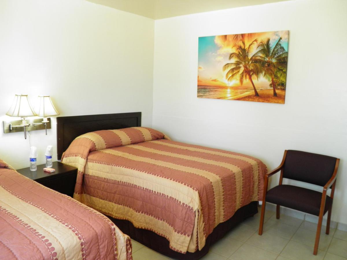 Hotel #35 Seaside & Victors Rv Park