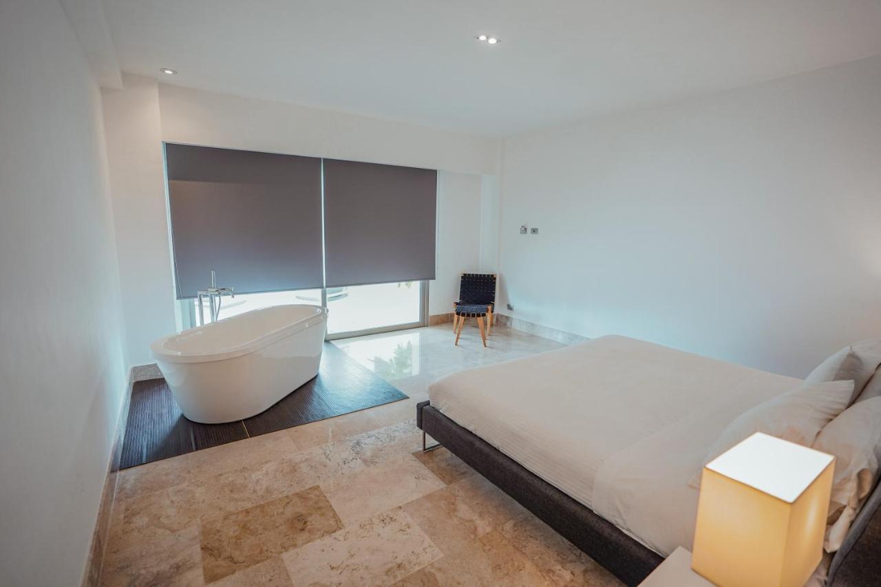La Amada With Marina View Apartment *
