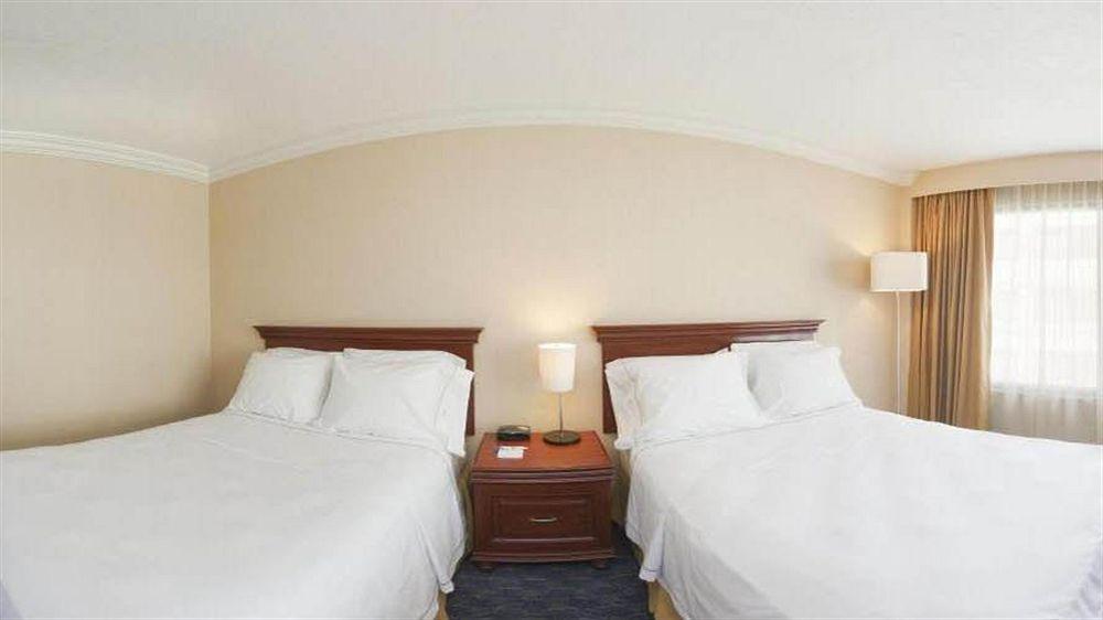 Hotel Express By Ihg 4*