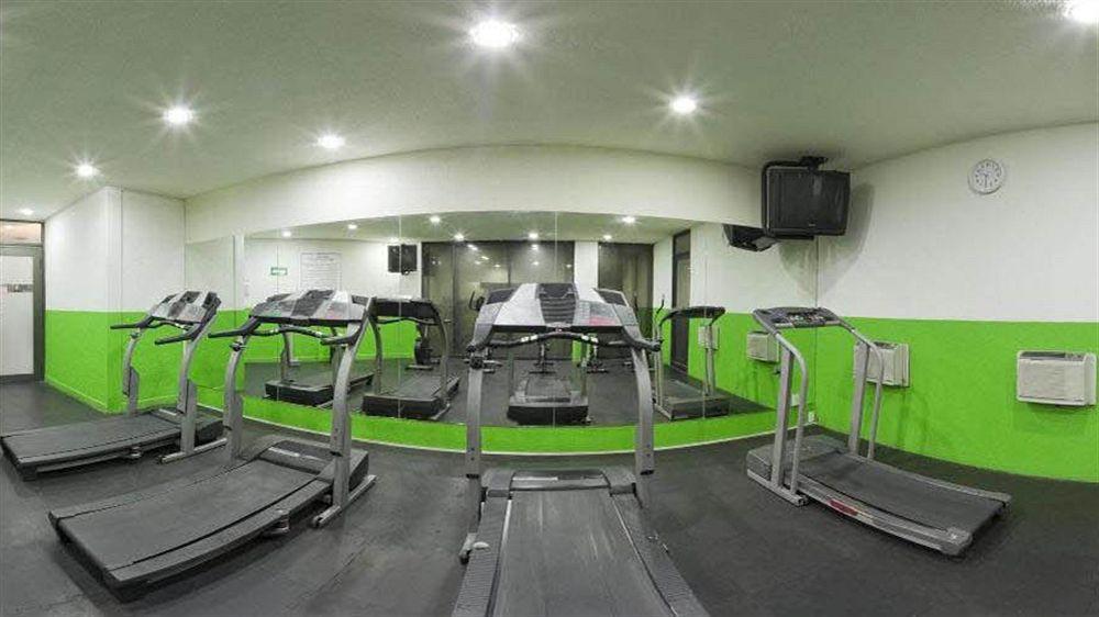 Express By Ihg Hotel 4*