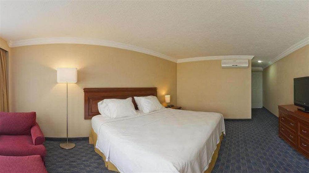Hotel Express By Ihg