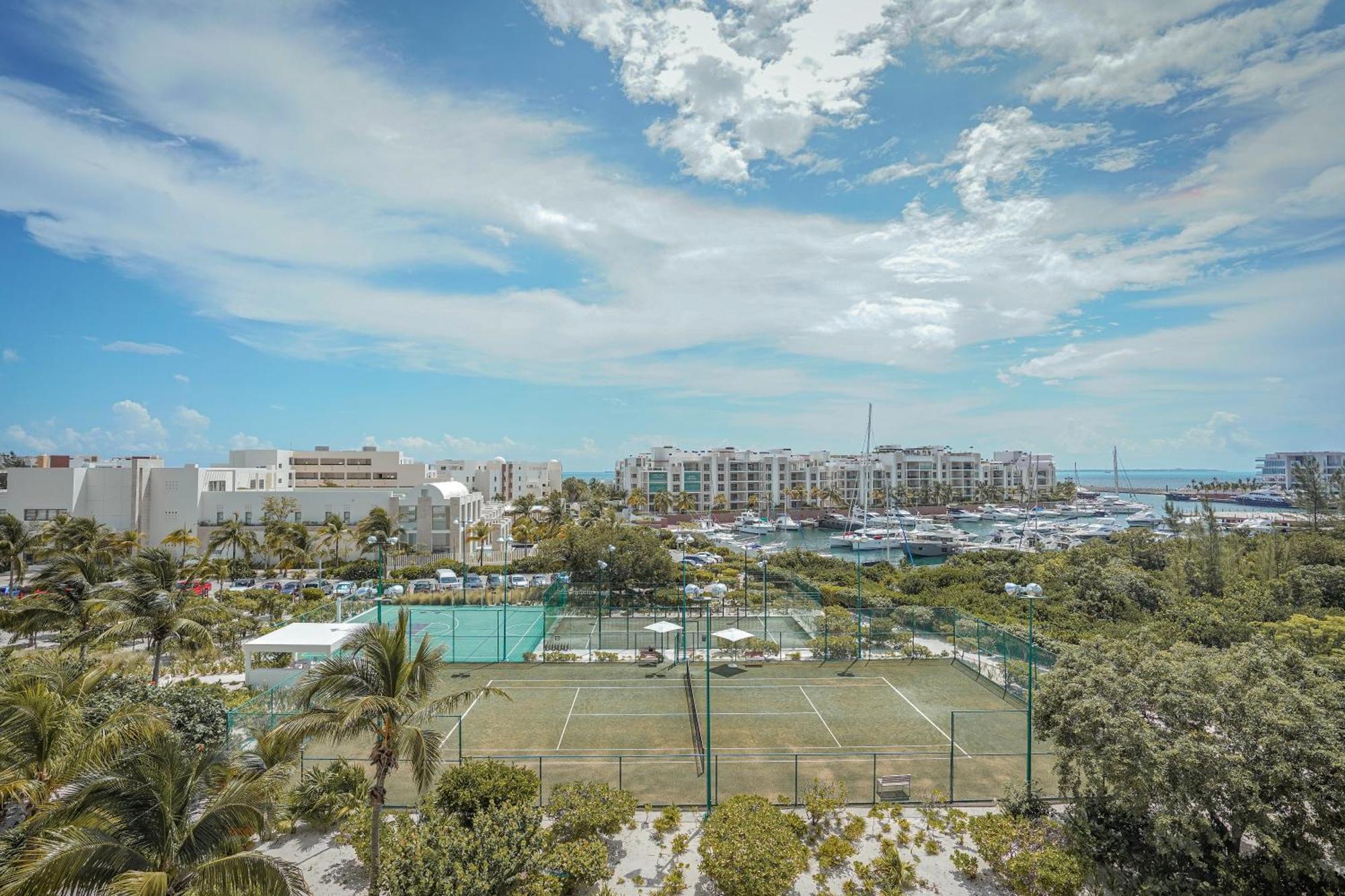 La Amada With Marina View Apartment *