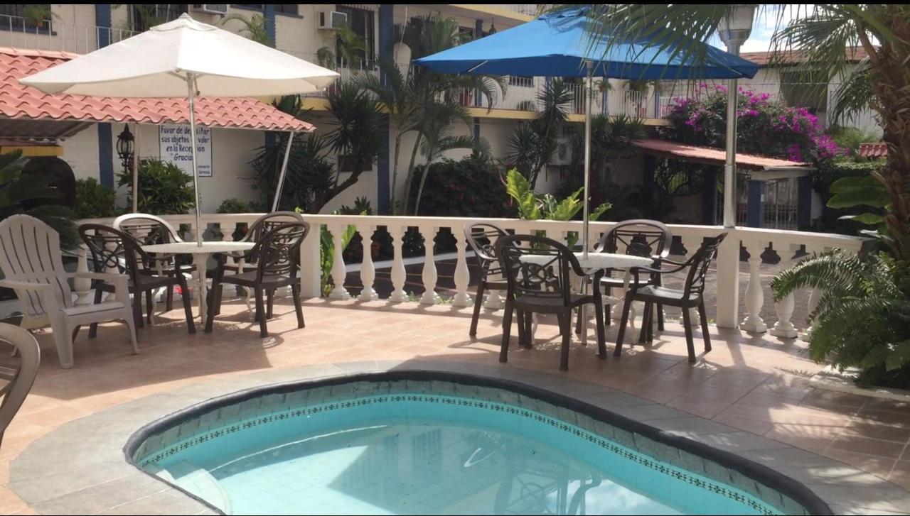 Arcos Hotel Catemaco