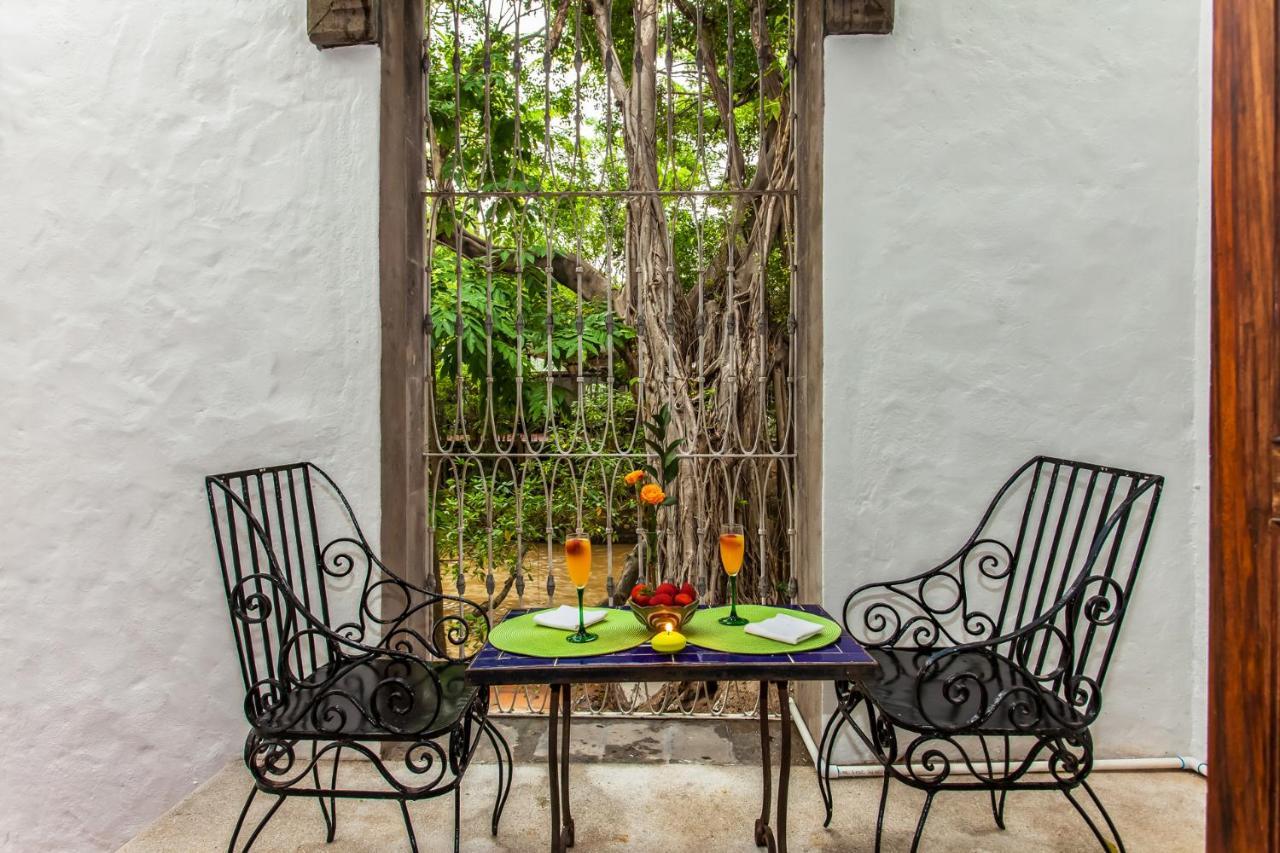 Garlands Del Rio Riverside Boutique Hotel
