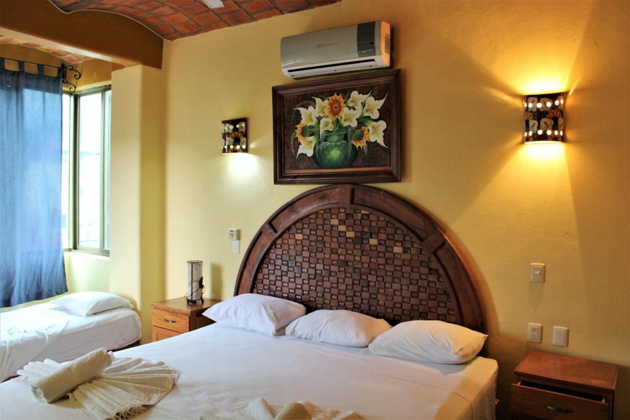 Hotel Flores *