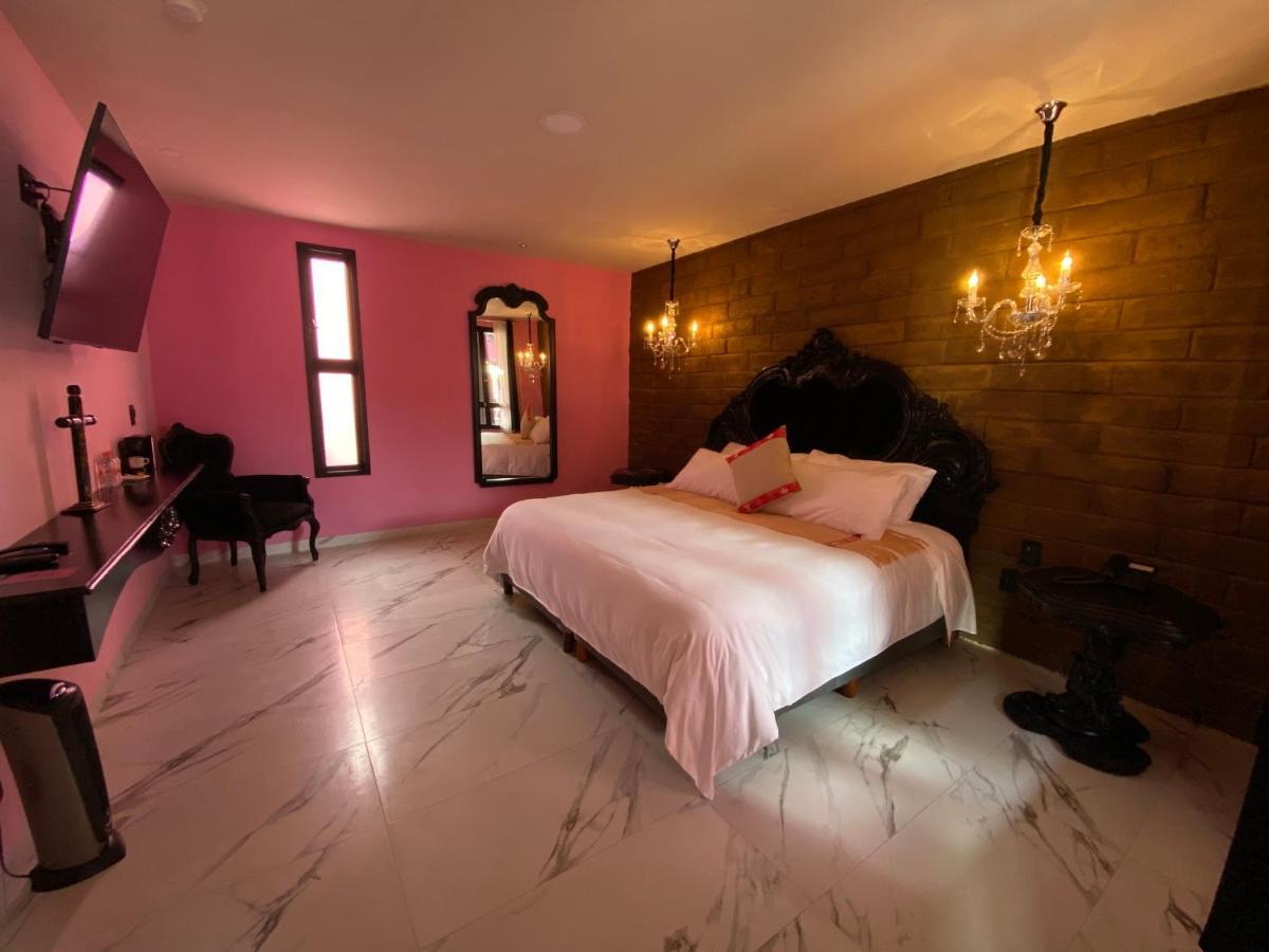 Casa Rosa & Hotel San Cristobal de las Casas