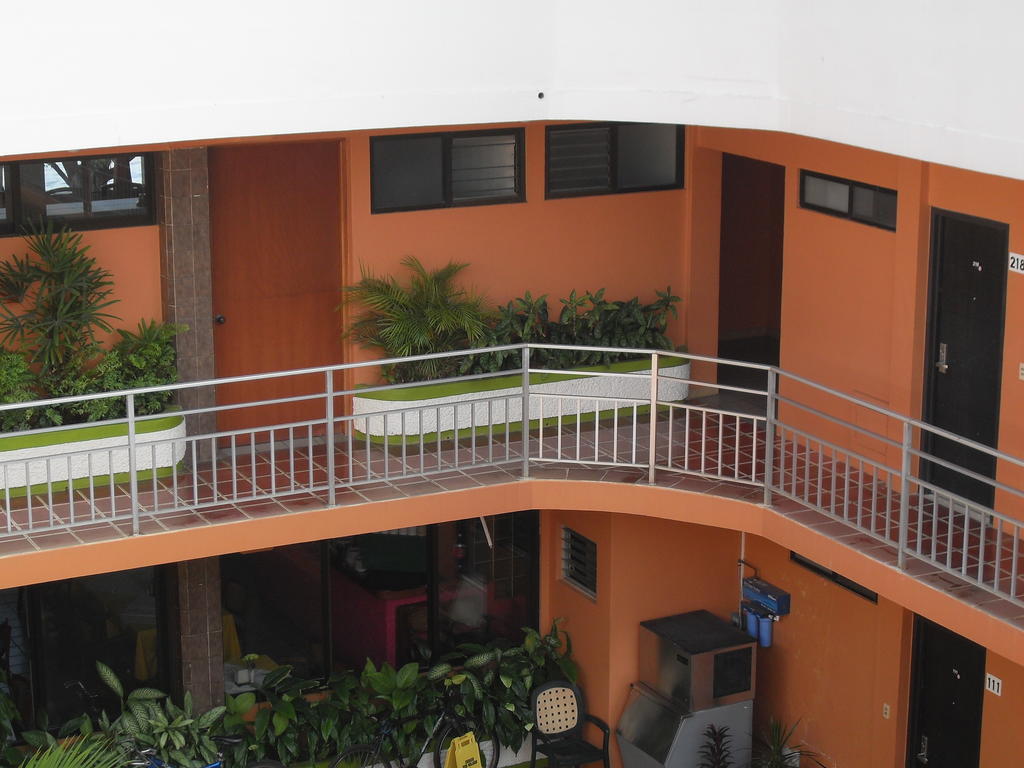 Playa Cristal Hotel