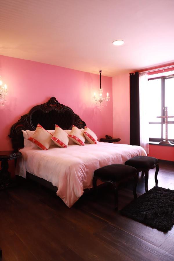 Hotel Casa Rosa & *