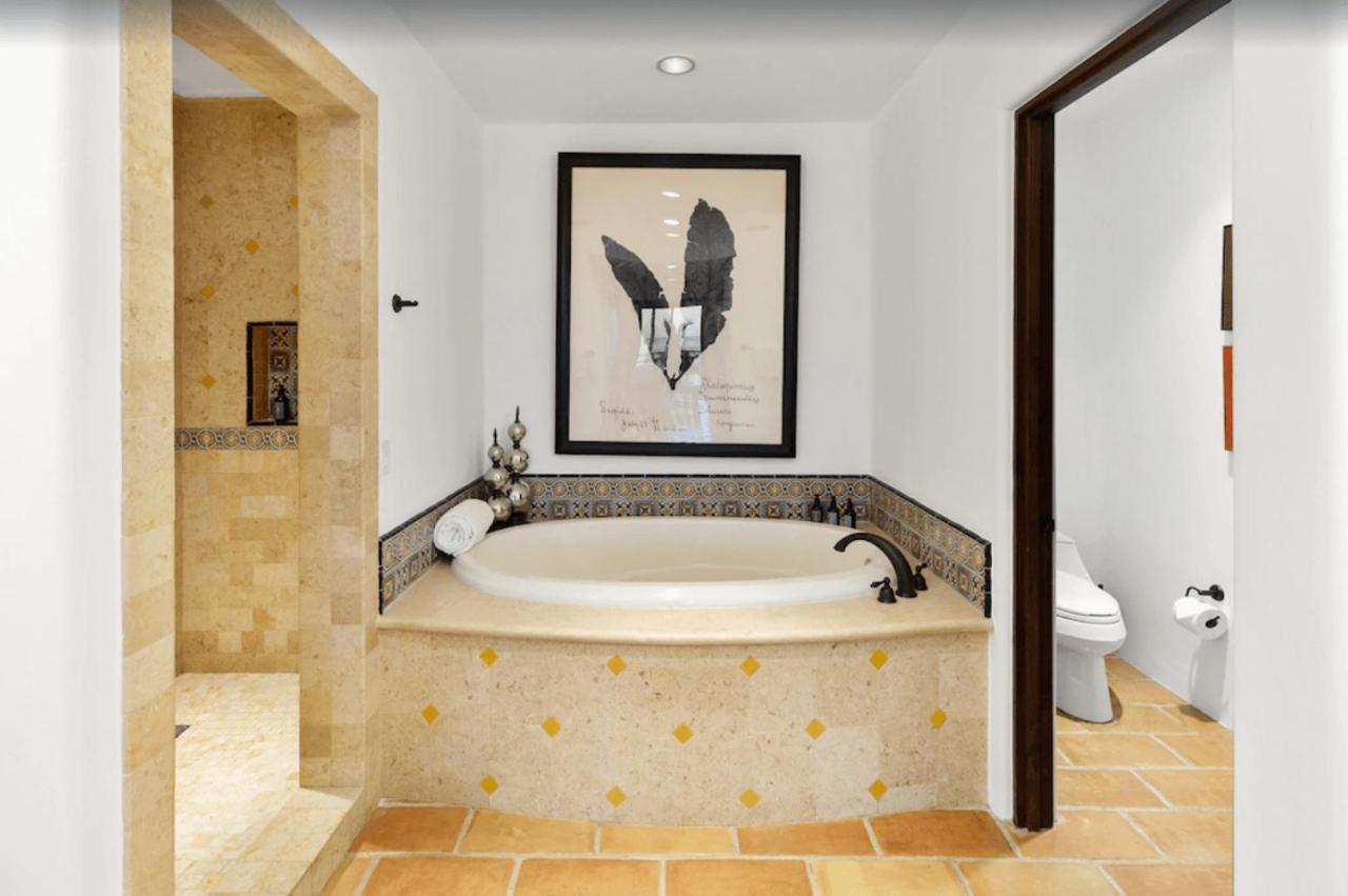 Apartment Executive-style Luxury On *