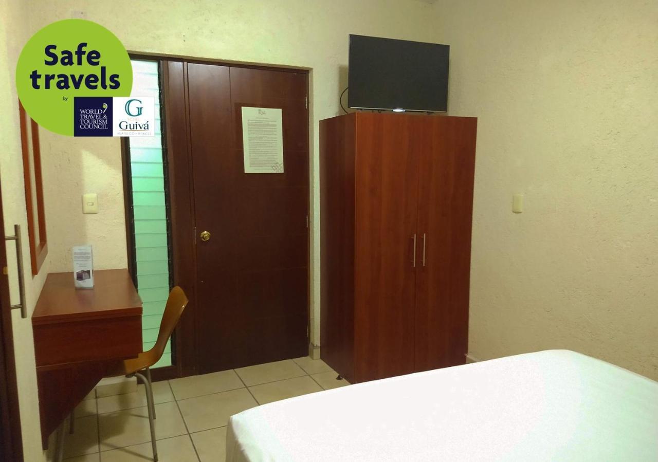 Hotel Guiva Huatulco 3*