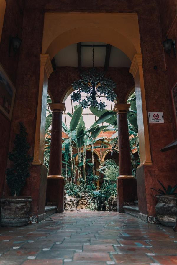 Casa Mexicana Hotel