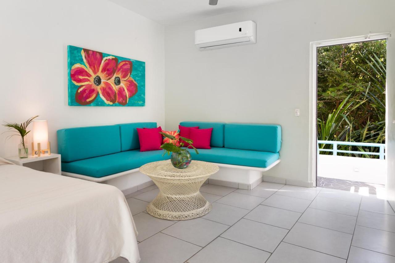 Azulpitaya Front In Hotel