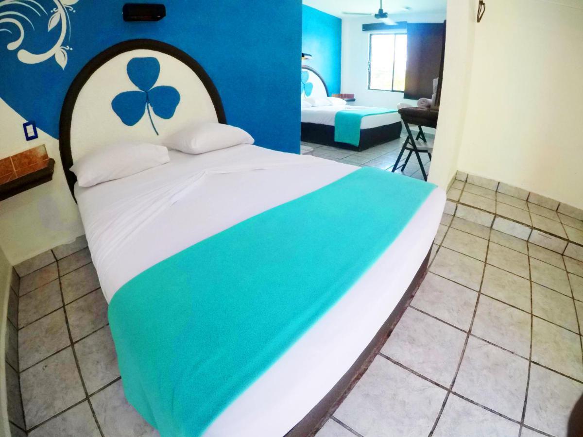 Hotel America