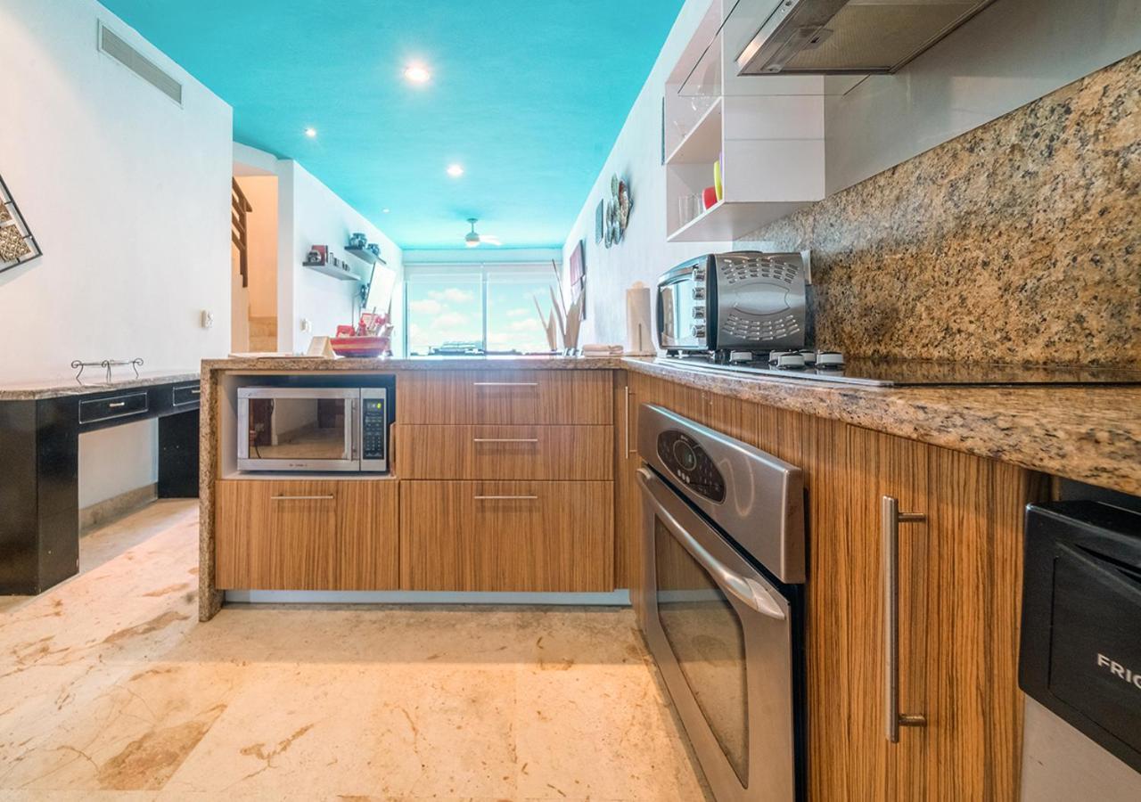Beachfront Penthouse With 3 Bedrooms & Ocean View - Nubes Holiday home Playa del Carmen