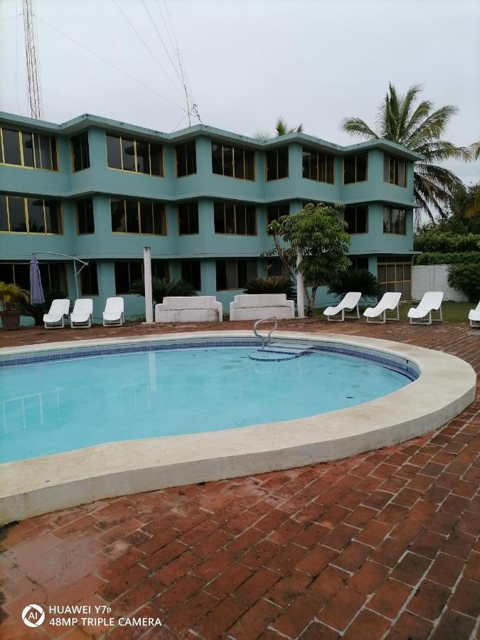El Doral Hotel