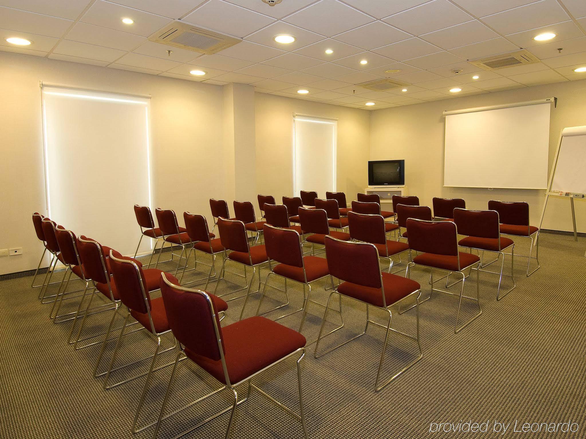 Express By Marriott Rio Hotel