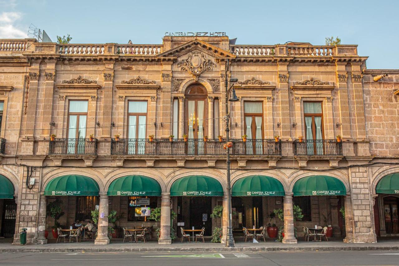 Cantera 10 Boutique Hotel