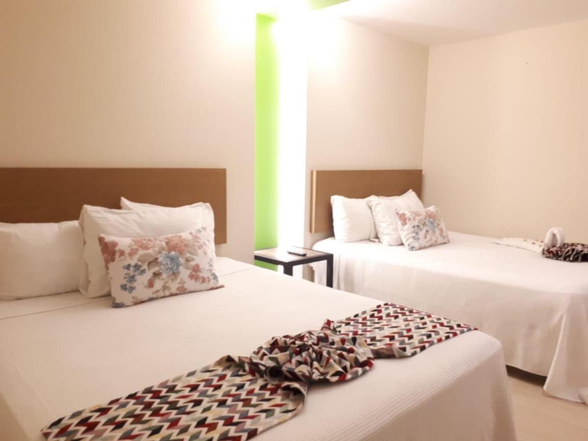 Brisas 10 Beachside Apartment