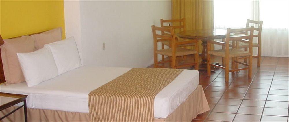 Real De Chapala Hotel
