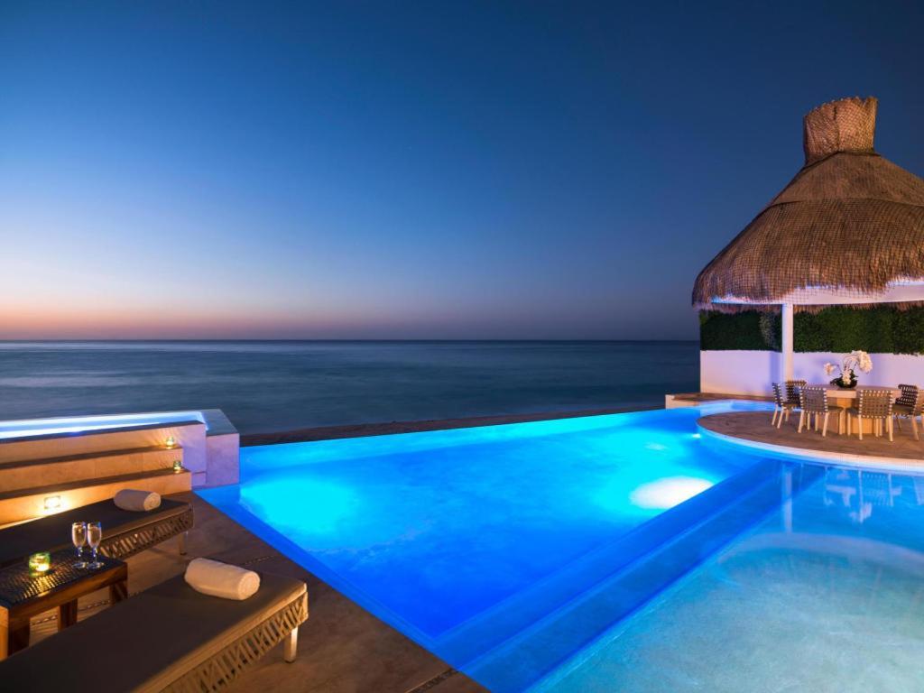 Ultra Exclusive Beachfront Just Steps From The With Butler Included * San Jose del Cabo