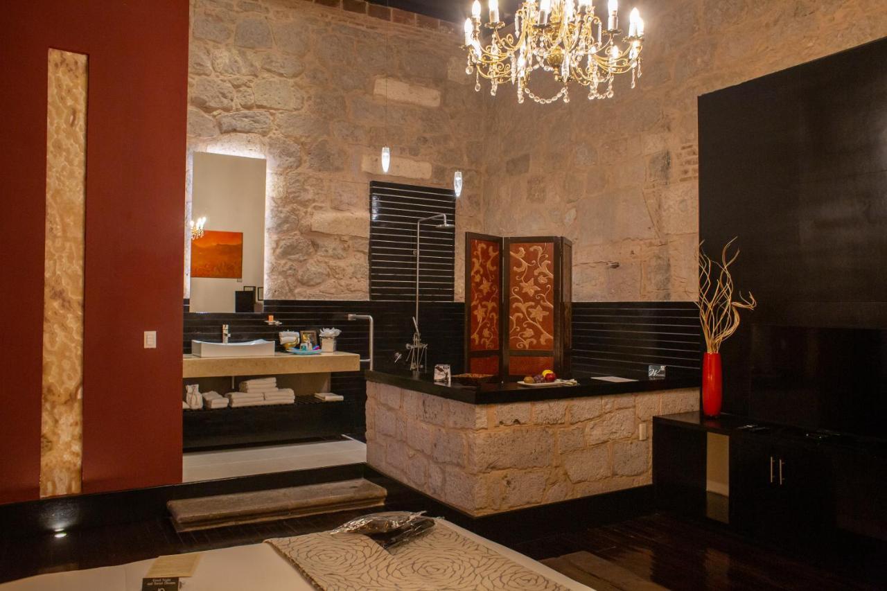 Cantera 10 Boutique Hotel