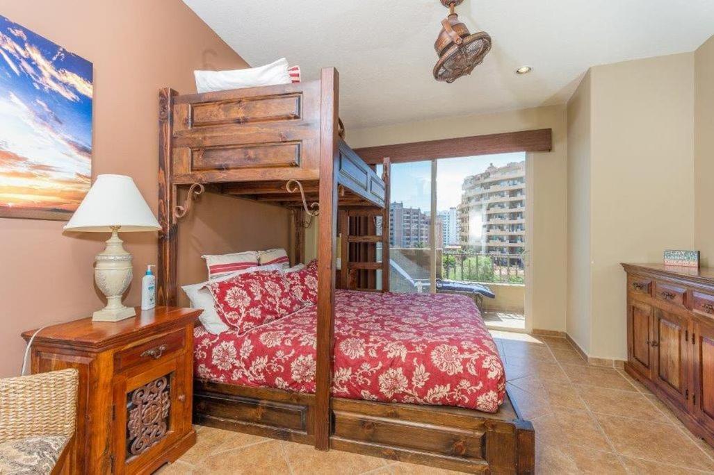 Bella Sirena 305-a - Elegant Oceanview On Beachfront *