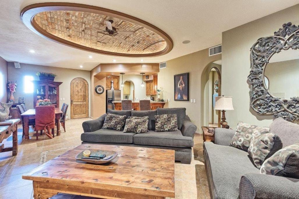 Bella Sirena 305-a - Elegant Oceanview On Beachfront Aparthotel