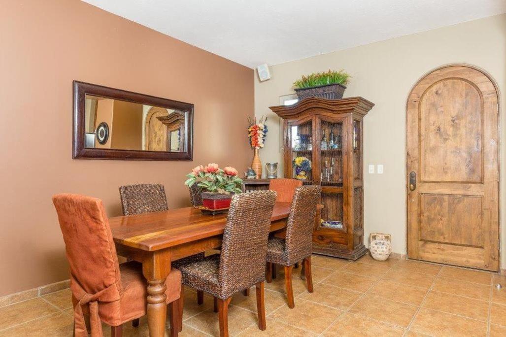 Bella Sirena 305-a - Elegant Oceanview On Beachfront *