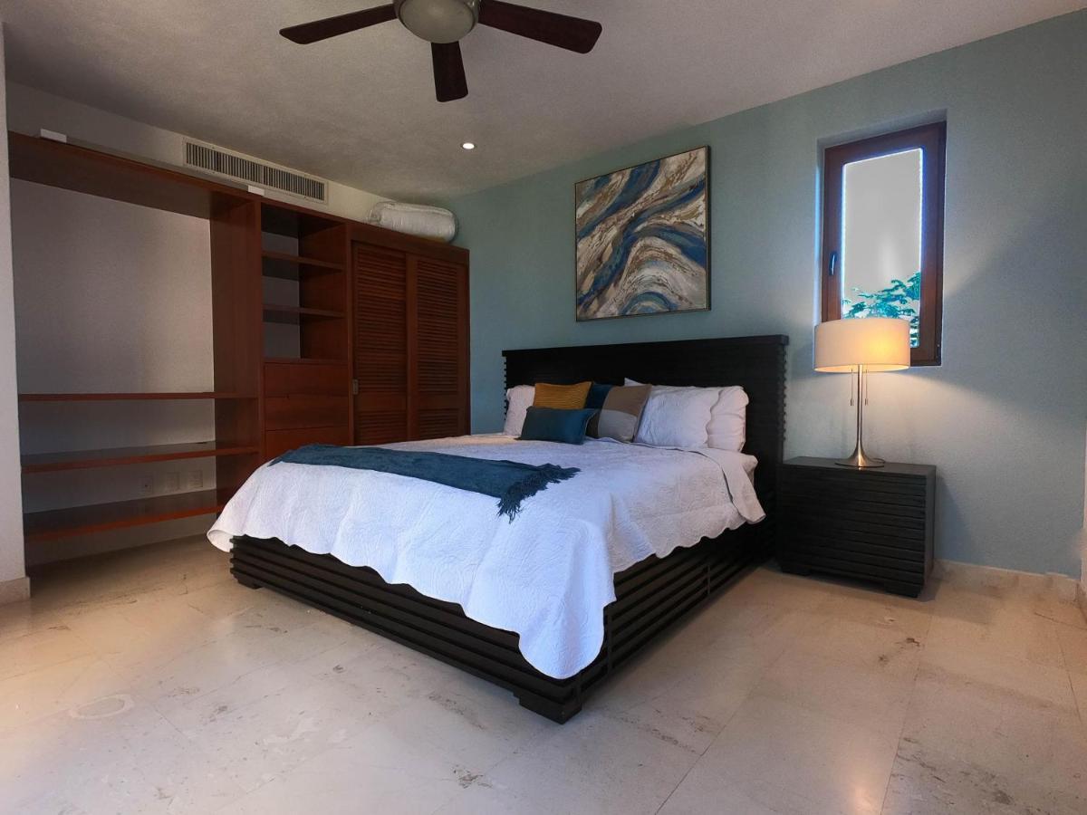 Punta Esmeralda Villa *