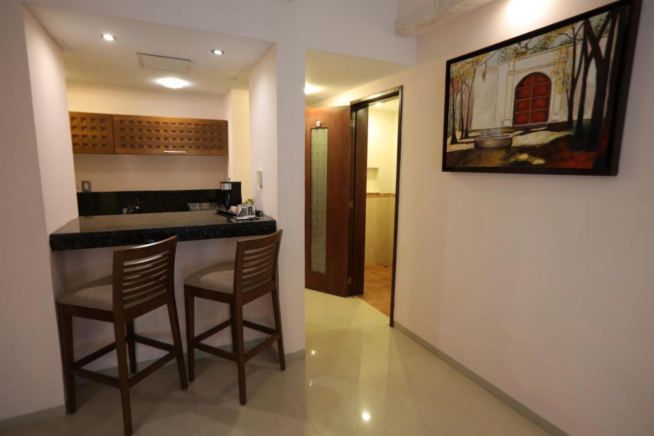 Wyndham Hotel 5*