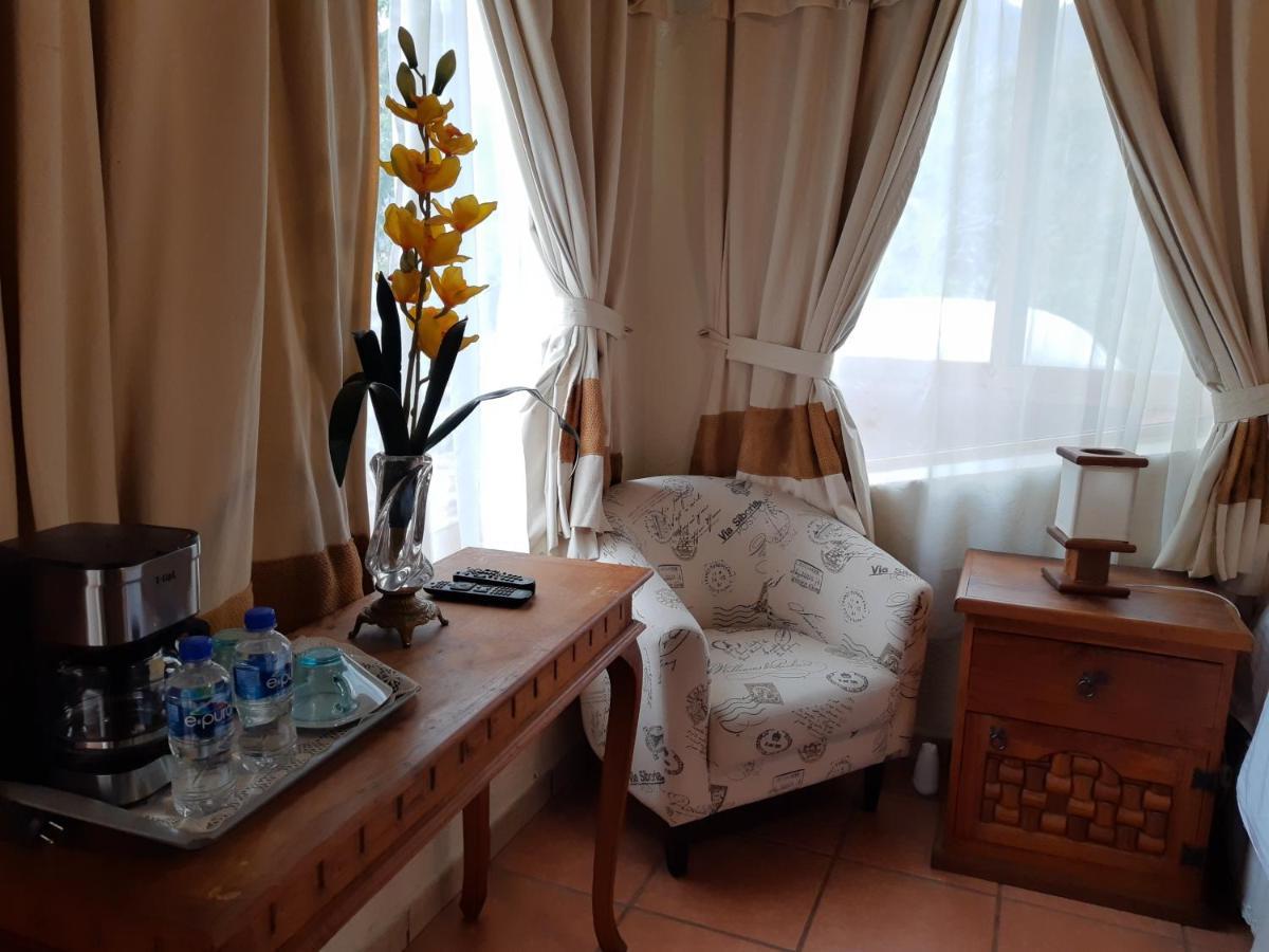 Casa D'lobo Boutique Bed & Breakfast 3*