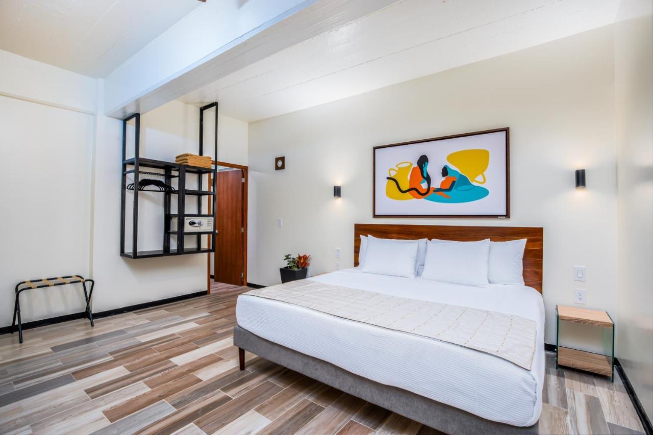 Hotel Joint Boutique Zona Romantica 3*