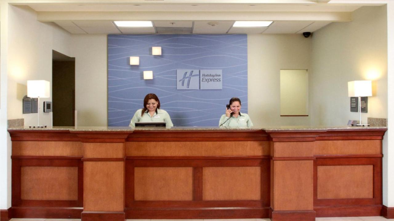 Express & Aeropuerto By Ihg Hotel Monterrey