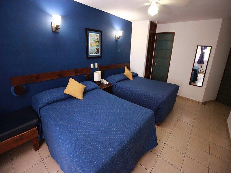 Lorencillo Miramar Hotel