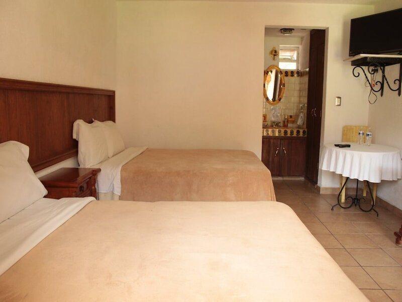 Hotel Hacienda Ventana Del Cielo 3*