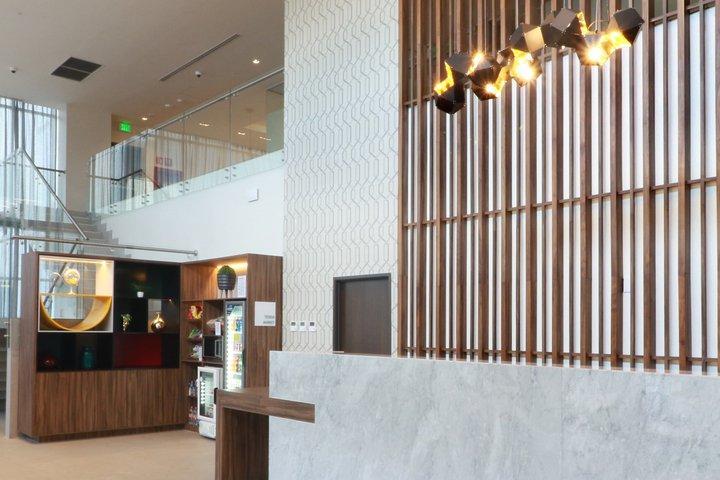 & - Monterrey Zona Airport By Ihg
