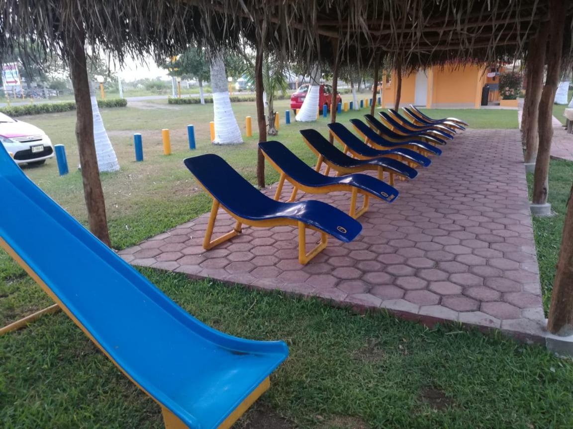 Balneario Playa San Pablo 3*