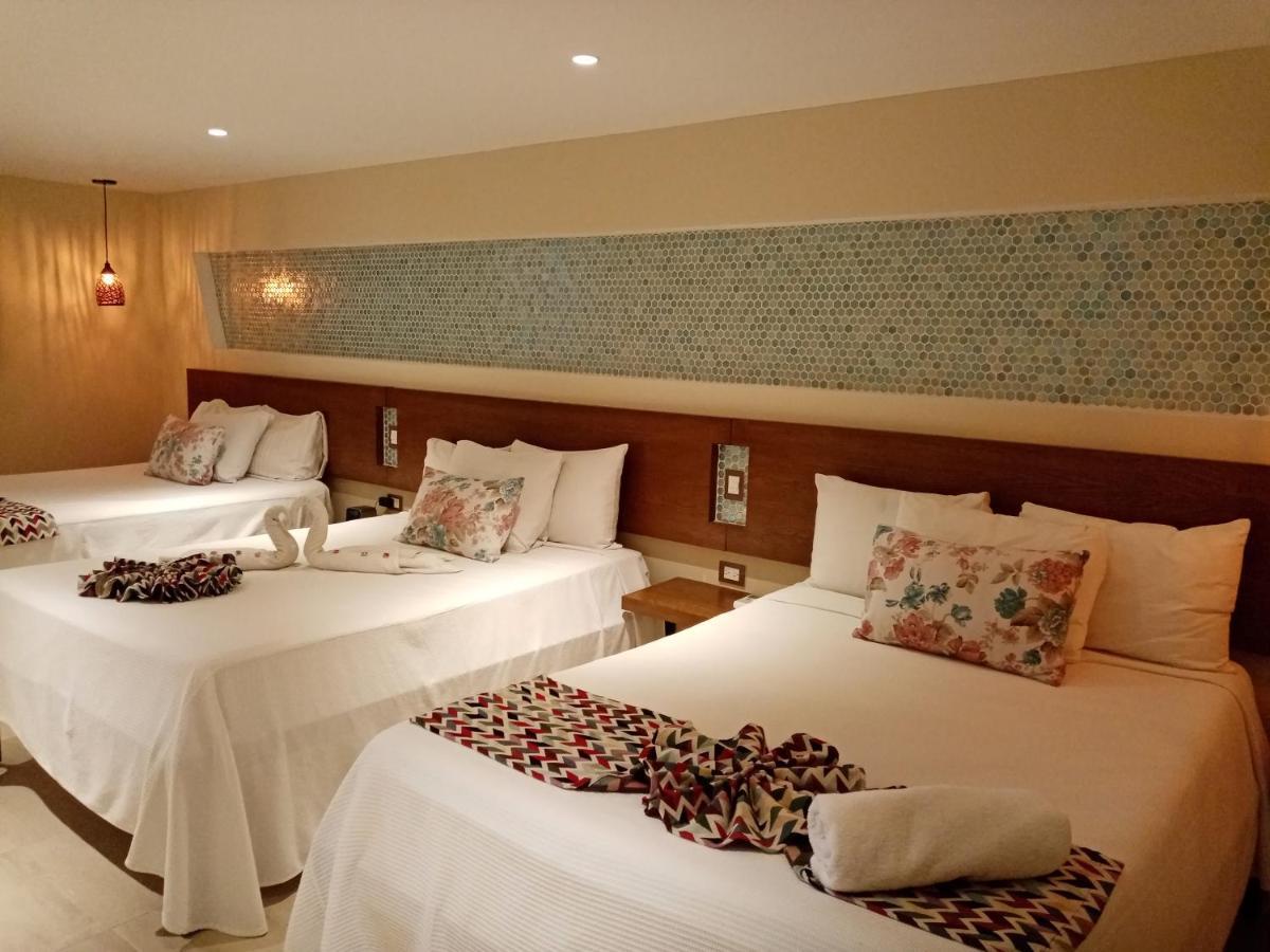 Brisas 10 Beachside Apartment *