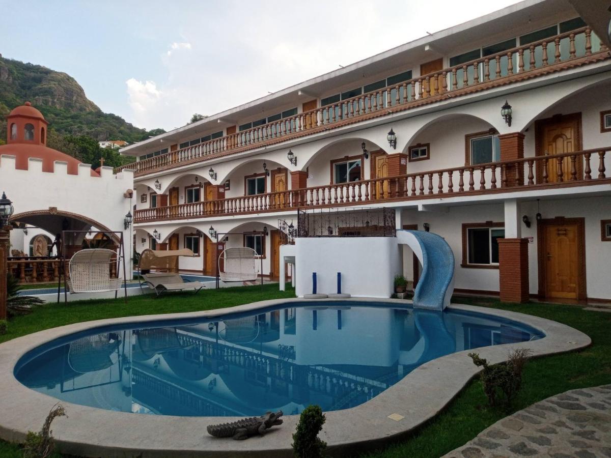 Hotel Leyenda Del Tepozteco
