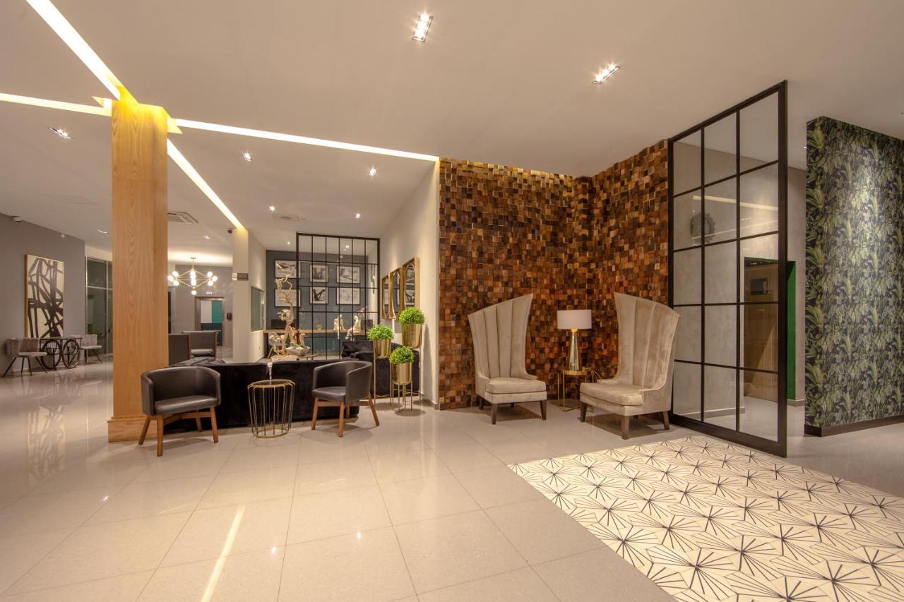 Inhouse Hotel
