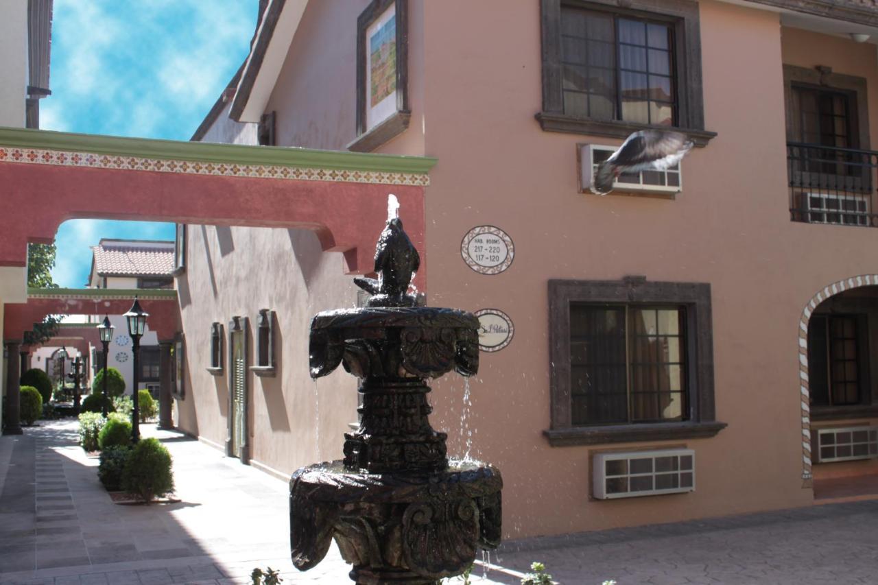 El Paseo 4*