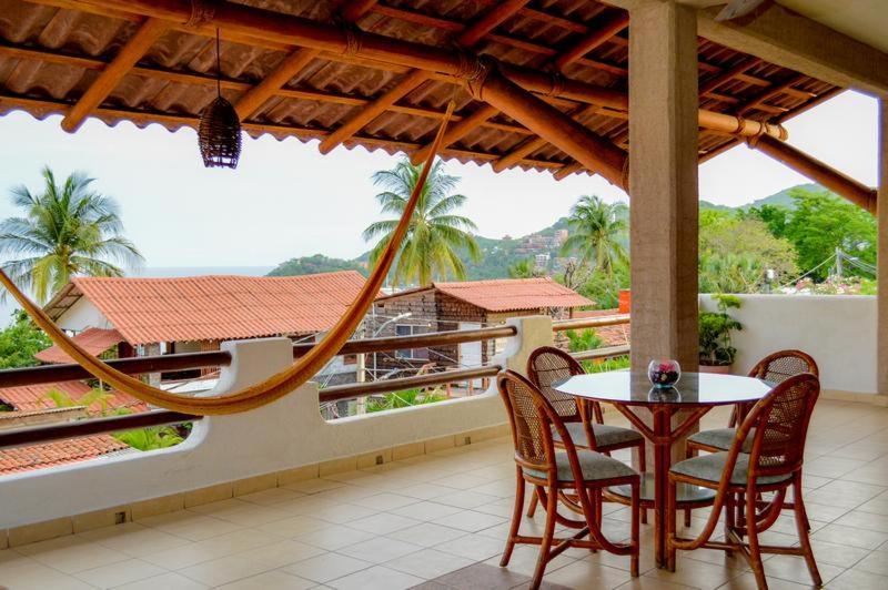Aparthotel La Madera Zihuatanejo