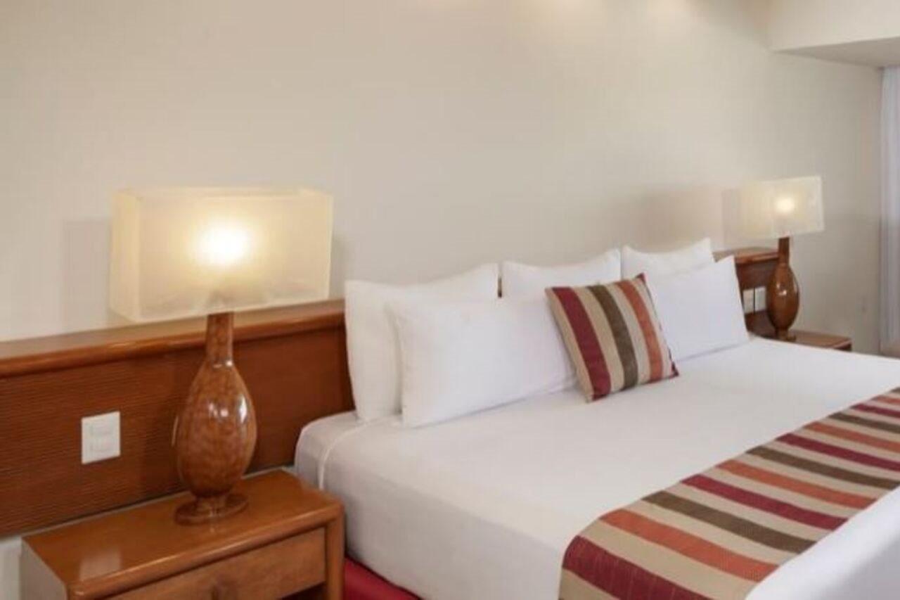 Oasis Palm 4* Cancun