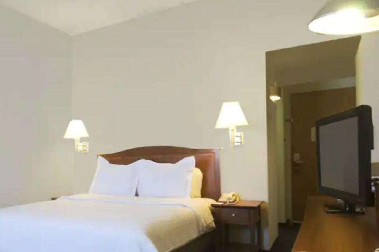 Fiesta Hotel 4*