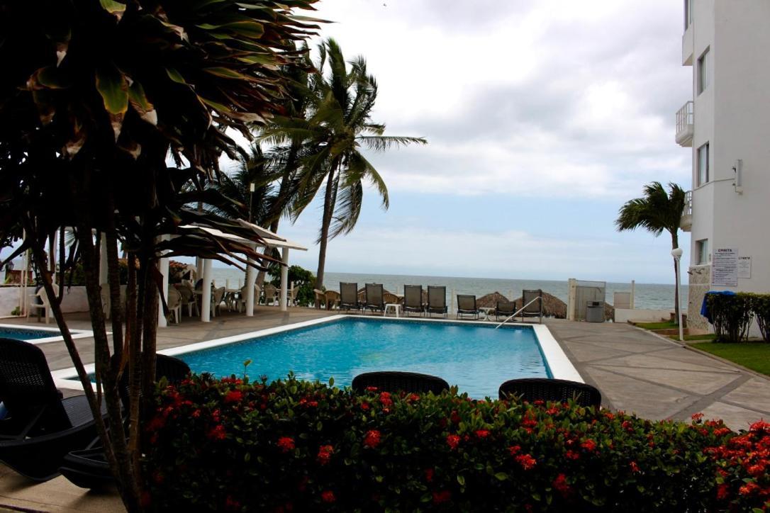 Y Corita Hotel 2*