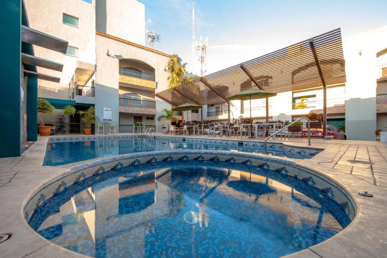 Inhouse Hotel 4*